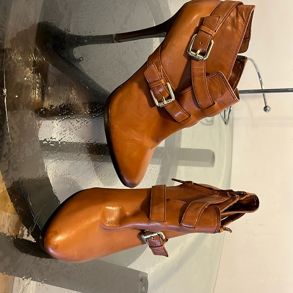 Women Ralph Lauren Booties